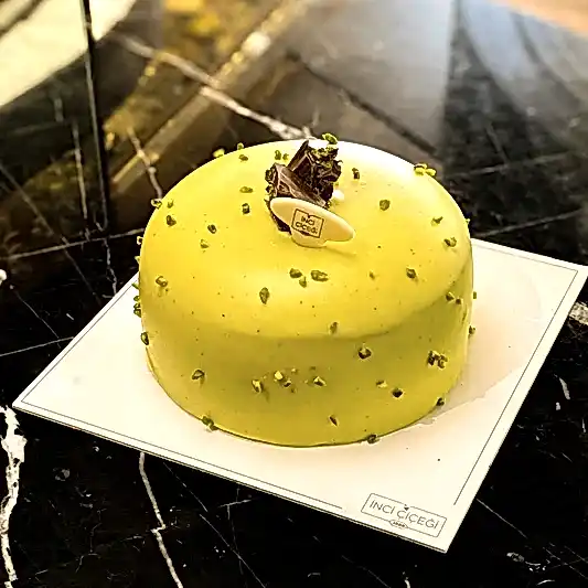 7-8 Kişilik Dubai Çikolatalı Pasta