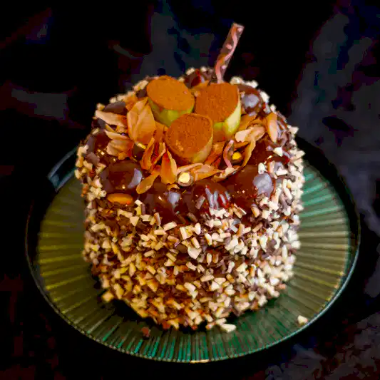 7-8 Kişilik Profiterollü Pasta